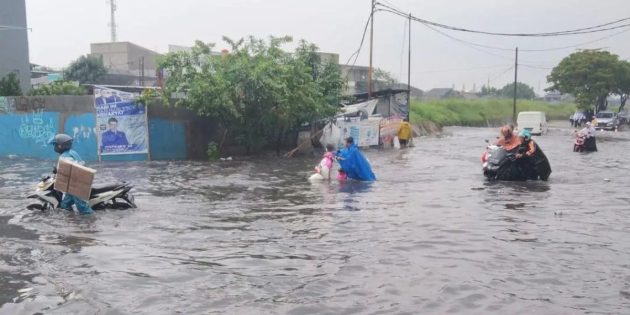 BANJIR DITANGERANG MULAI SURUT, INI KATA BPBD
