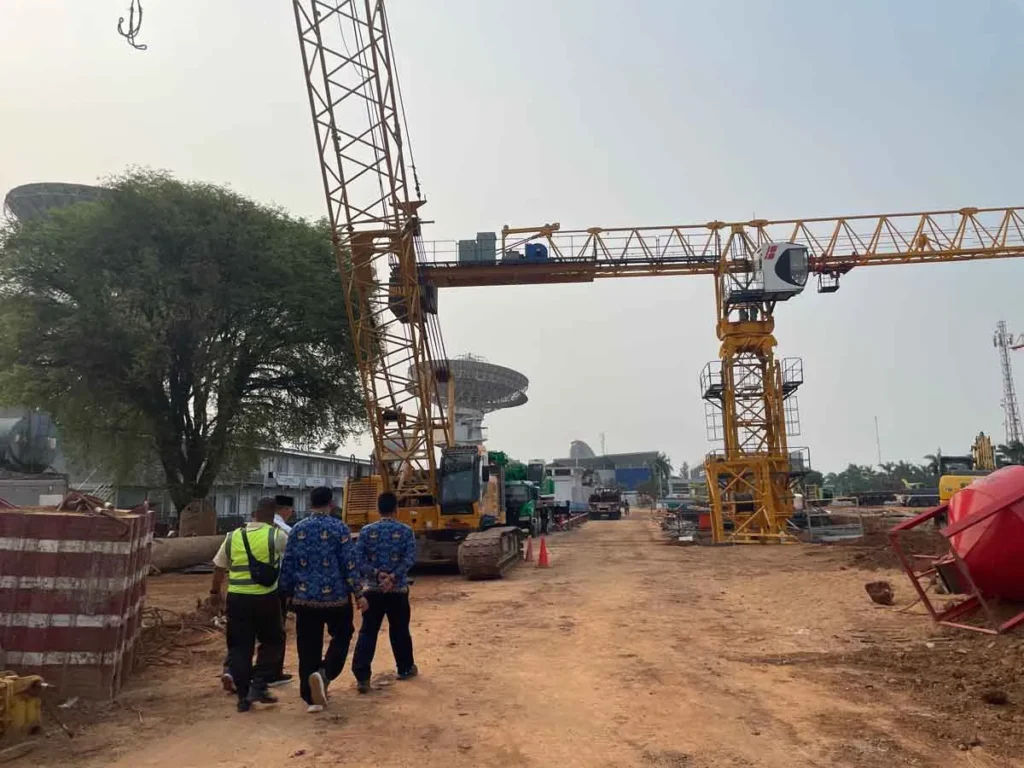 BELUM ADA AMBAL DAN IMB, GUBERNUR JABAR HENTIKAN PROYEK DATA CENTER AI DI JATILUHUR