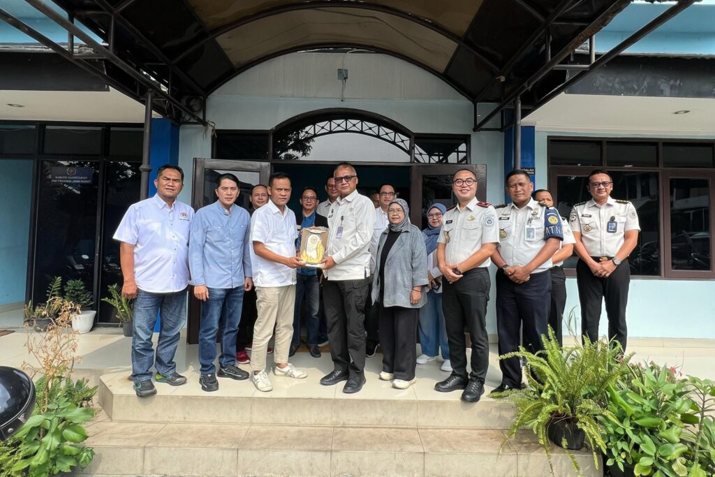 DITJENPAS YUDI SUSENO GANTENG PWI JABAR PERKUAT IMFORMASI PUBLIK