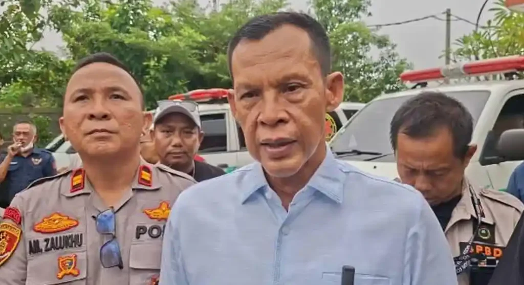 USAI DIPERIKSA KPK , ADE RUHENDI: SAYA HADIR SEBAGAI BENTUK PATUHI HUKUM SEDANG BERPROSES