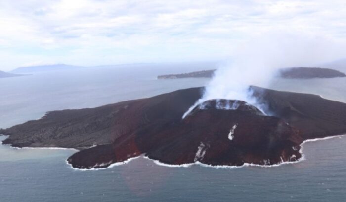 ANAK KRAKATAU MASIH LEVEL WASPADA, POLDA BANTEN IMBAU WARGA TINGKATKAN KEWASPADAAN