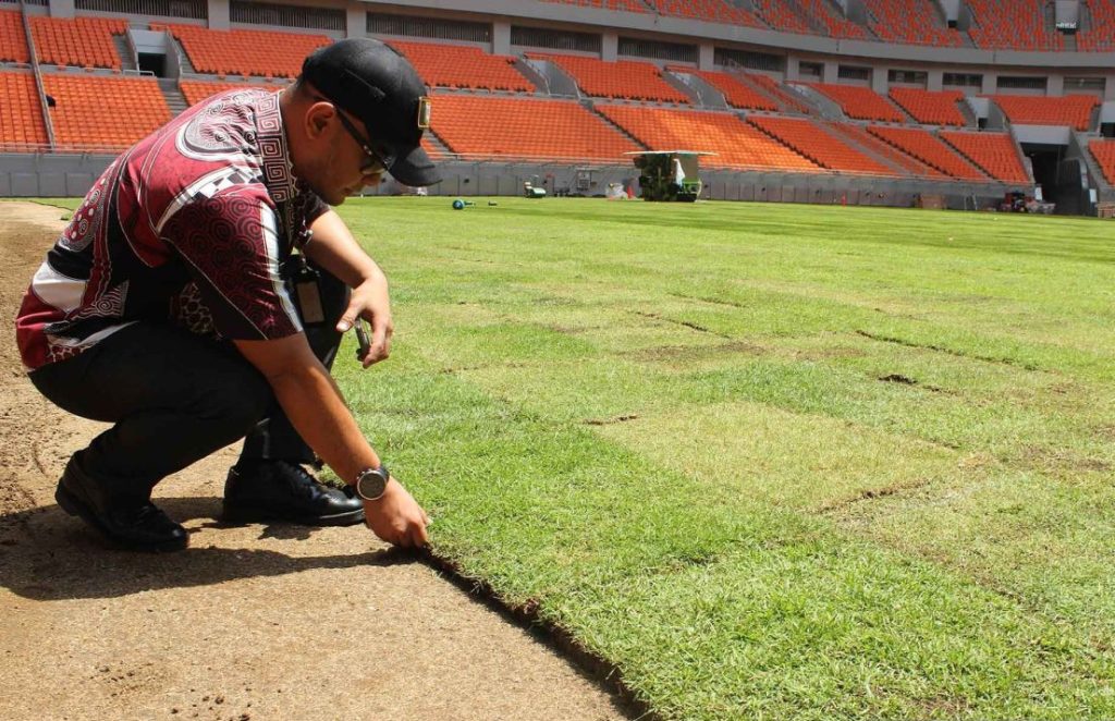 KONDISI RUMPUT JIS DIKELUHKAN PERSIJA, JAKPRO LAKUKAN EVALUASI